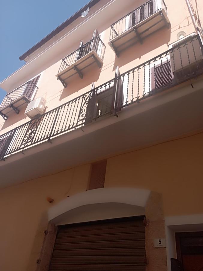 شقة Casa Ines Maranola المظهر الخارجي الصورة