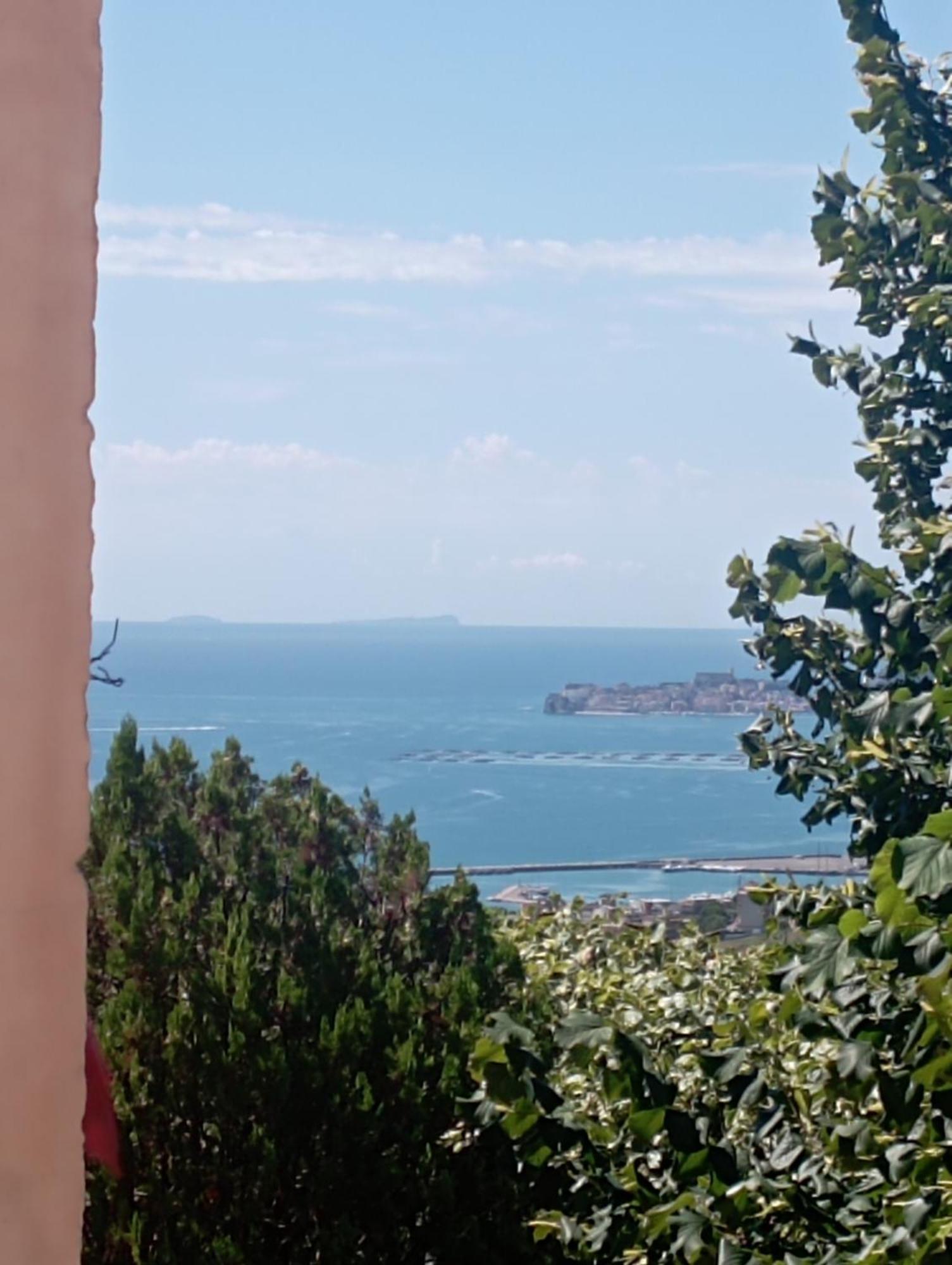 شقة Casa Ines Maranola الغرفة الصورة